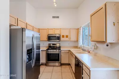 3071 S Foster Drive, Tucson, AZ 85730 - Photo 7