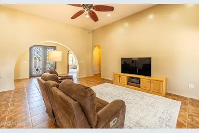 241 N Slate Drive, Vail, AZ 85641 - Photo 9