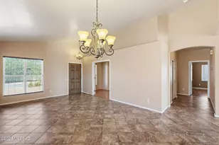 266 S Sonoran Heights Dr, Tucson, AZ 85748 - Photo 9