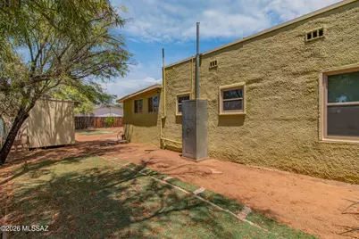 437 E Blacklidge Drive, Tucson, AZ 85705 - Photo 47