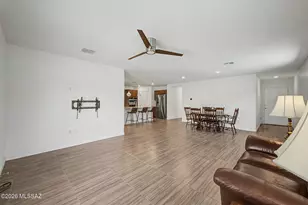 8675 E Seabury Ct, Tucson, AZ 85710 - Photo 7
