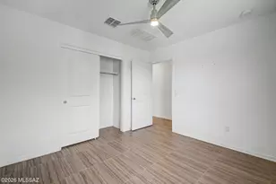 8675 E Seabury Ct, Tucson, AZ 85710 - Photo 13