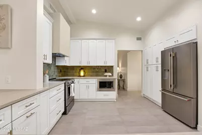 7329 N Yucca Via, Tucson, AZ 85704 - Photo 15