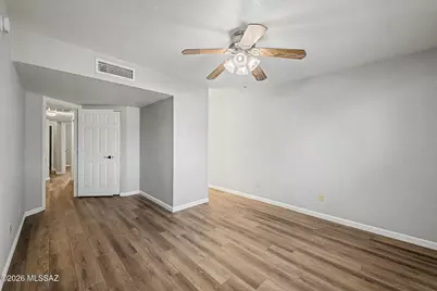 7867 E Roget Drive, Tucson, AZ 85710 - Photo 17