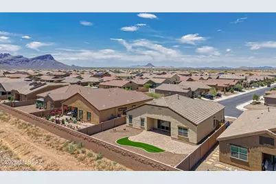10328 N Desert Tea Drive, Marana, AZ 85653 - Photo 29
