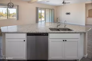 10731 N Cactus Point Dr, Tucson, AZ 85742 - Photo 17
