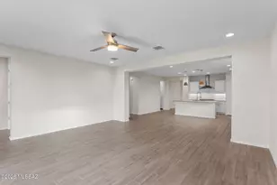13391 E Franco Pl, Tucson, AZ 85747 - Photo 9