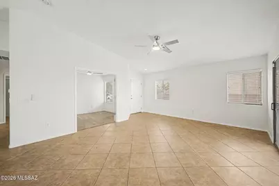 7057 S Cottontail Run Avenue, Tucson, AZ 85756 - Photo 3