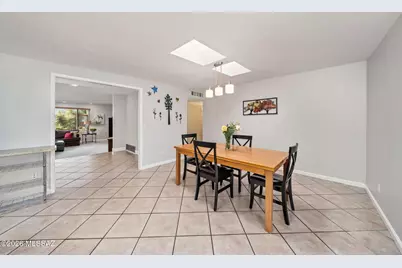 8540 E Bellevue Place, Tucson, AZ 85715 - Photo 7