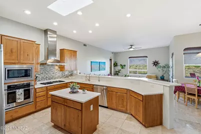 10148 N Wild Creek Drive, Oro Valley, AZ 85742 - Photo 21