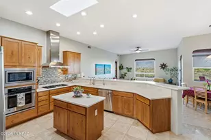 10148 N Wild Creek Dr, Oro Valley, AZ 85742 - Photo 21