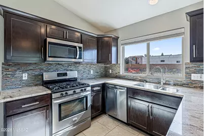 7705 W August Moon Place, Tucson, AZ 85743 - Photo 19