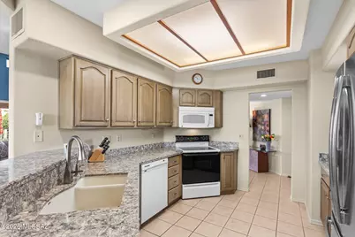 1173 W Placita Inspirada, Green Valley, AZ 85614 - Photo 11