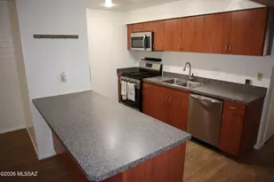 2525 N Alvernon Way, Tucson, AZ 85712 - Photo 1