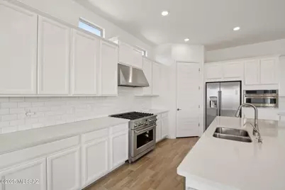 5169 W Glenstone Court, Oro Valley, AZ 85742 - Photo 11