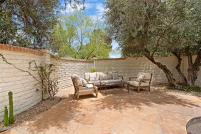 220 S El Volador Street, Tucson, AZ 85711 - Photo 37