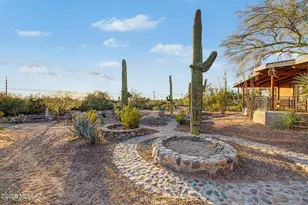 5865 N Escondido Ln, Tucson, AZ 85704 - Photo 3