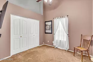 1702 W Sunridge Dr, Tucson, AZ 85704 - Photo 23