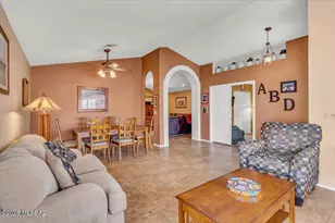 1702 W Sunridge Dr, Tucson, AZ 85704 - Photo 7