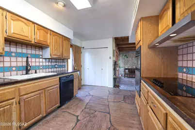 7600 N Village Avenue, Tucson, AZ 85704 - Photo 15
