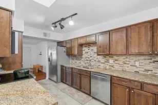 6825 E Calle Marte, Tucson, AZ 85710 - Photo 5