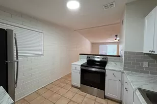 3247 N Sycamore Ave, Tucson, AZ 85712 - Photo 5