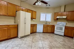 696 W Rio-Altar, Green Valley, AZ 85614 - Photo 7