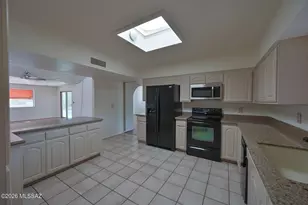 6640 E River Hills Pl, Tucson, AZ 85750 - Photo 9
