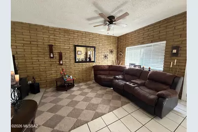 450 Via Lechuza, Rio Rico, AZ 85648 - Photo 5