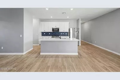10596 W Harrigan Drive, Marana, AZ 85653 - Photo 15