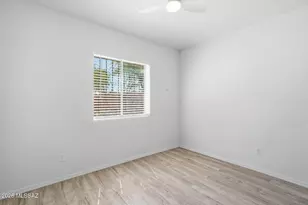 136 W Elvira Rd, Tucson, AZ 85756 - Photo 19