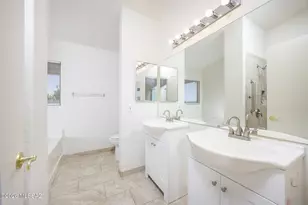 8684 N Sayante Way, Tucson, AZ 85743 - Photo 11