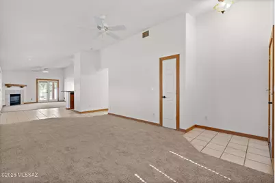 10990 N Double Eagle Court, Oro Valley, AZ 85737 - Photo 5