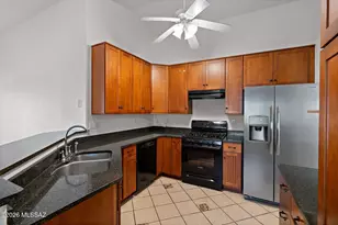 10990 N Double Eagle Ct, Oro Valley, AZ 85737 - Photo 7