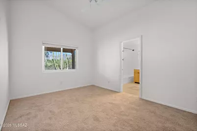10990 N Double Eagle Court, Oro Valley, AZ 85737 - Photo 13
