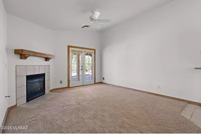 10990 N Double Eagle Court, Oro Valley, AZ 85737 - Photo 11