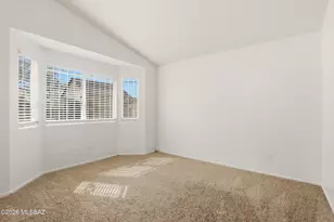 1312 N Thunder Ridge Dr, Tucson, AZ 85745 - Photo 15