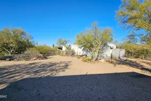 7430 W Bopp Rd, Tucson, AZ 85735 - Photo 9