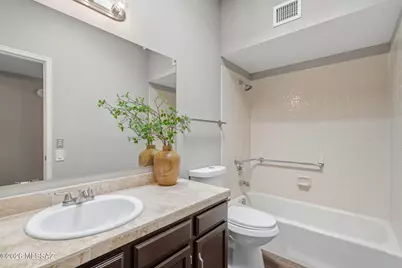 3910 S Placita De La Moneda, Green Valley, AZ 85622 - Photo 25