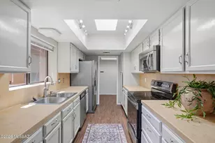 3910 S Placita De La Moneda, Green Valley, AZ 85622 - Photo 11