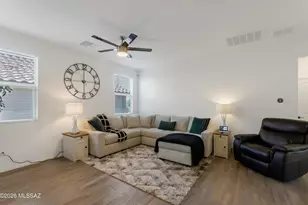 9305 N Peridot Vis Ave, Tucson, AZ 85742 - Photo 15