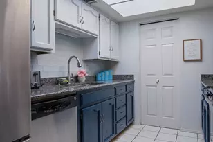 1200 E River Rd, Tucson, AZ 85718 - Photo 19