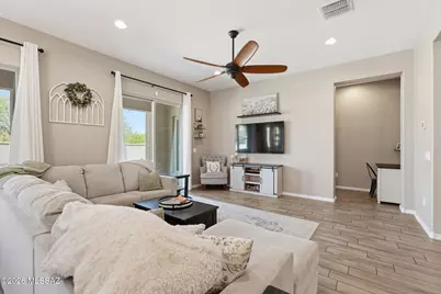 1076 W Desert Firetail Lane, Oro Valley, AZ 85755 - Photo 9