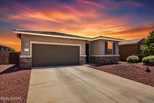 32983 S Expedition Ct, Red Rock, AZ 85145 - Photo 1
