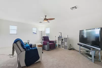 5758 W King Snake Drive, Tucson, AZ 85742 - Photo 13