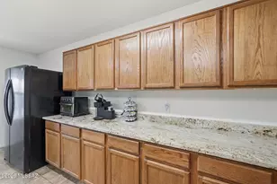 5758 W King Snake Dr, Tucson, AZ 85742 - Photo 15