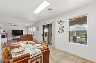 5758 W King Snake Dr, Tucson, AZ 85742 - Photo 11