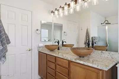 5758 W King Snake Drive, Tucson, AZ 85742 - Photo 35