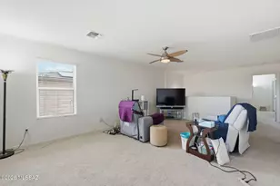5758 W King Snake Dr, Tucson, AZ 85742 - Photo 13