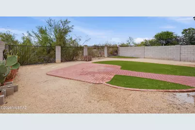 5758 W King Snake Drive, Tucson, AZ 85742 - Photo 39